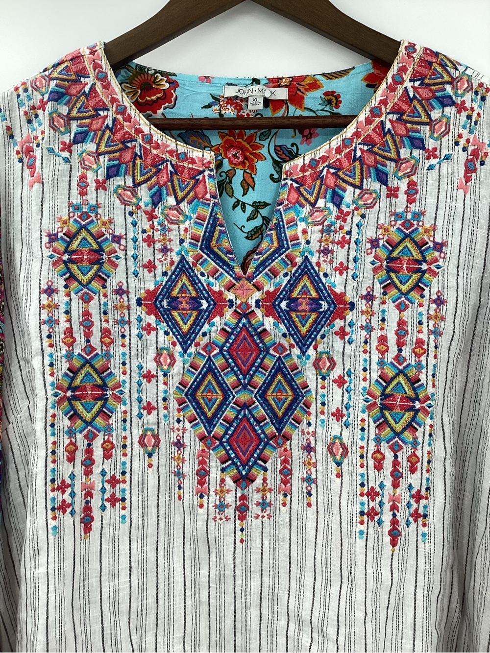 John Mark White Striped Tunic with Multicolor Embroidery - Picture 3 of 13